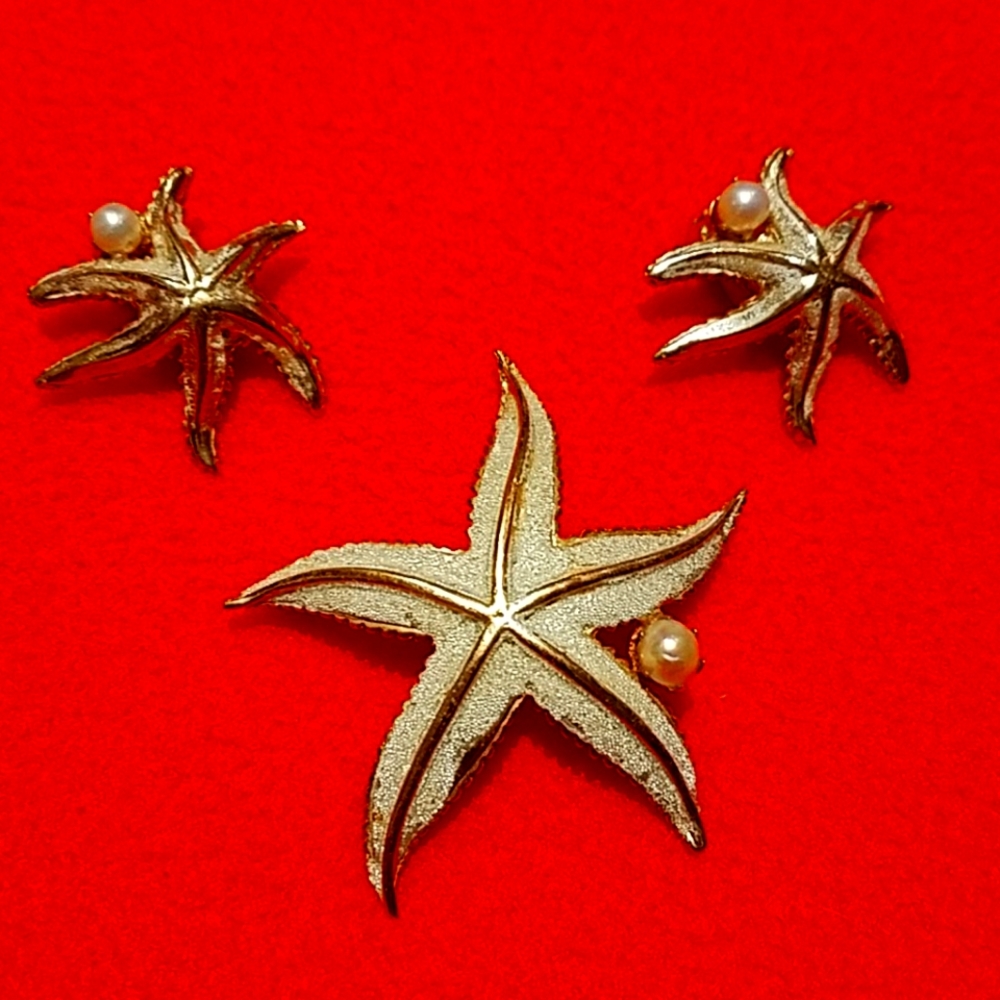 KRAMER Vintage Starfish/Pearl Pin & Earrings